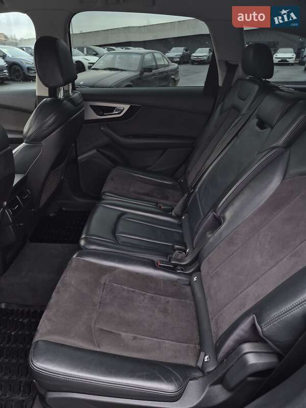 Внедорожник / Кроссовер Audi Q7 2015 в Львове фото 46 Внедорожник / Кроссовер Audi Q7 2015 в Львове