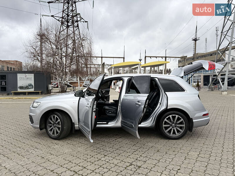 Внедорожник / Кроссовер Audi Q7 2016 в Черновцах фото 149 Внедорожник / Кроссовер Audi Q7 2016 в Черновцах