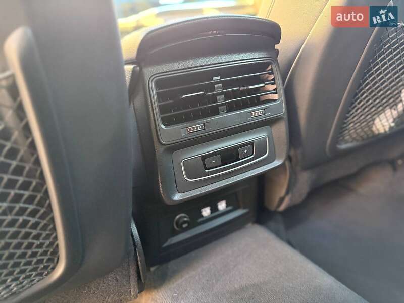Внедорожник / Кроссовер Audi Q7 2020 в Ровно фото 16 Внедорожник / Кроссовер Audi Q7 2020 в Ровно