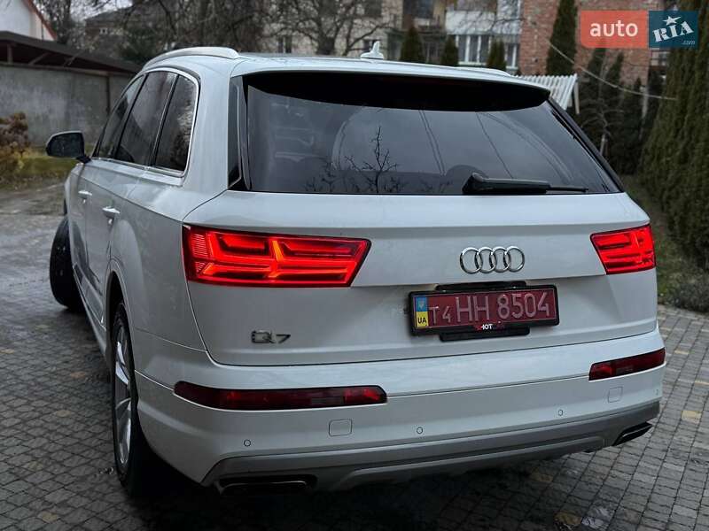 Внедорожник / Кроссовер Audi Q7 2018 в Стрые