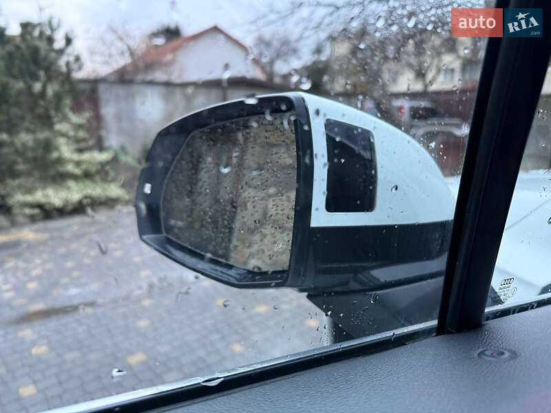 Внедорожник / Кроссовер Audi Q7 2018 в Стрые