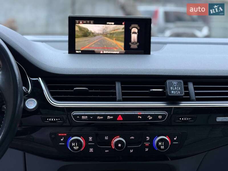 Внедорожник / Кроссовер Audi Q7 2018 в Стрые