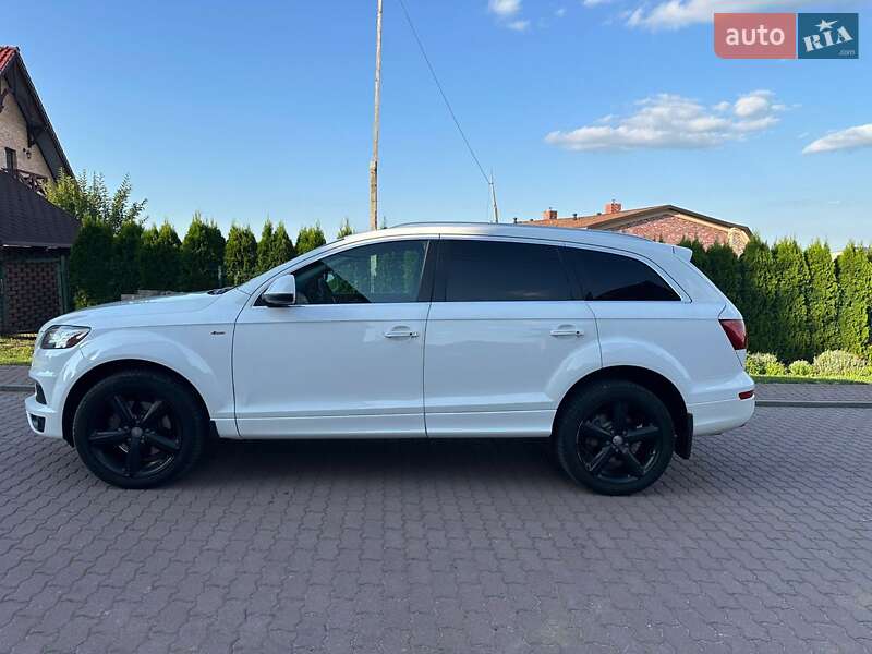 Внедорожник / Кроссовер Audi Q7 2010 в Черновцах
