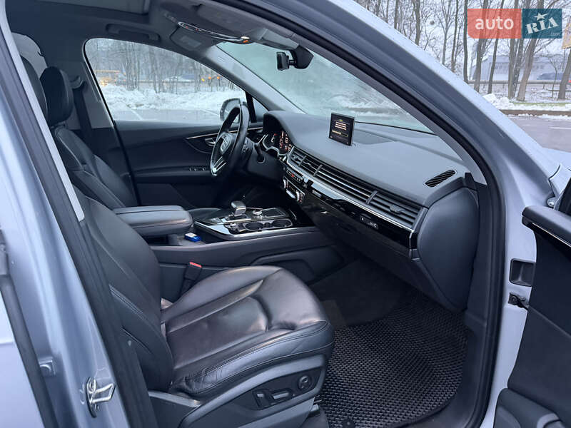 Внедорожник / Кроссовер Audi Q7 2018 в Киеве фото 18 Внедорожник / Кроссовер Audi Q7 2018 в Киеве
