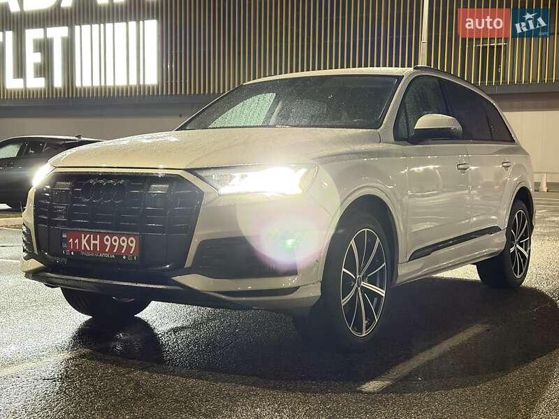 Внедорожник / Кроссовер Audi Q7 2023 в Киеве
