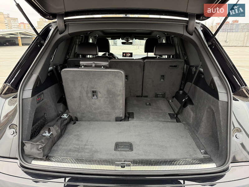 Внедорожник / Кроссовер Audi Q7 2017 в Киеве фото 30 Внедорожник / Кроссовер Audi Q7 2017 в Киеве