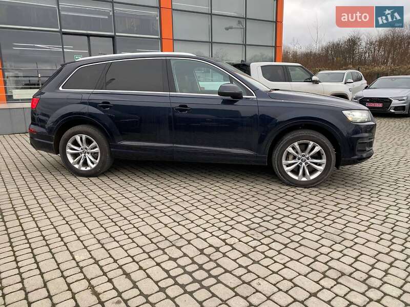 Позашляховик / Кросовер Audi Q7 2016 в Львові фото 8 Позашляховик / Кросовер Audi Q7 2016 в Львові
