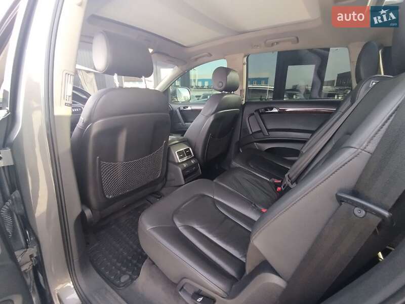 Внедорожник / Кроссовер Audi Q7 2012 в Киеве