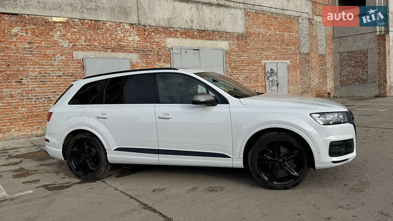 Внедорожник / Кроссовер Audi Q7 2018 в Киеве фото 7 Внедорожник / Кроссовер Audi Q7 2018 в Киеве