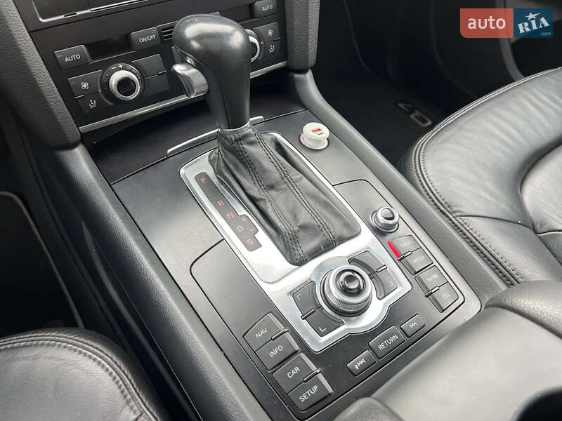 Внедорожник / Кроссовер Audi Q7 2011 в Ровно