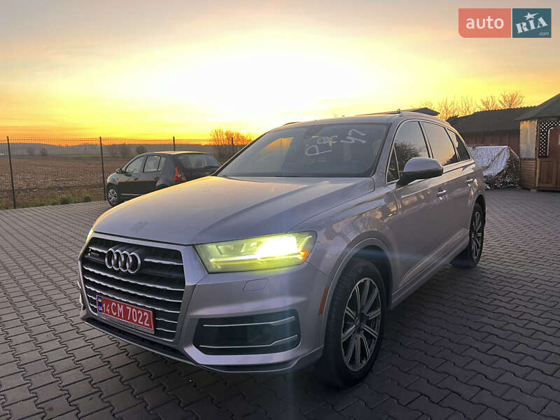 Внедорожник / Кроссовер Audi Q7 2016 в Тернополе