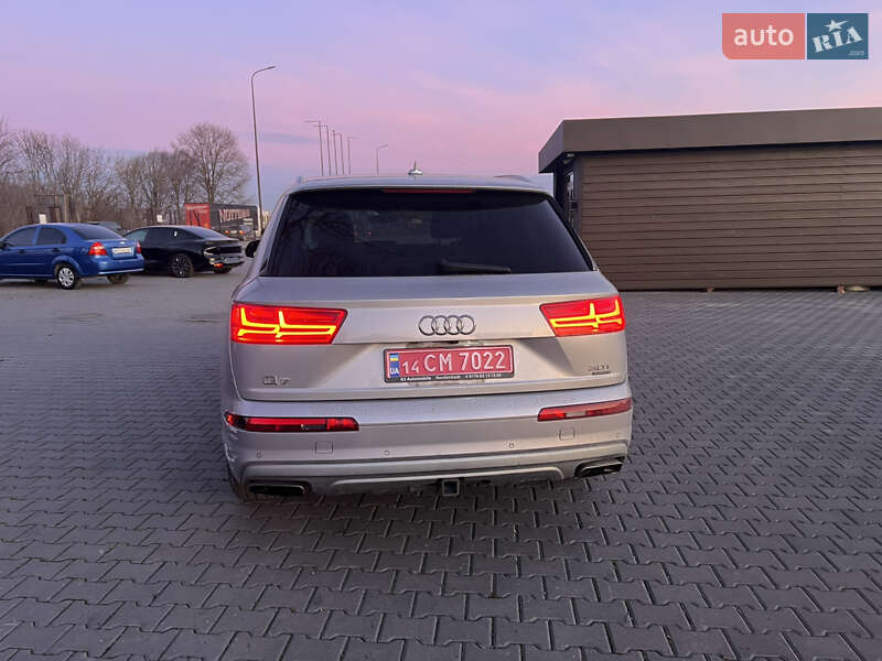 Внедорожник / Кроссовер Audi Q7 2016 в Тернополе