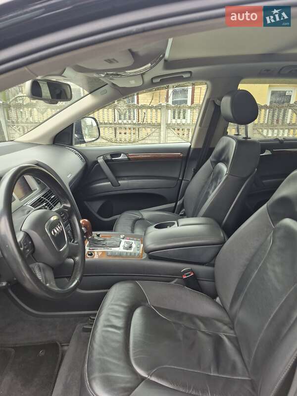 Внедорожник / Кроссовер Audi Q7 2009 в Черкассах