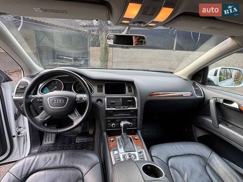Внедорожник / Кроссовер Audi Q7 2014 в Дубно