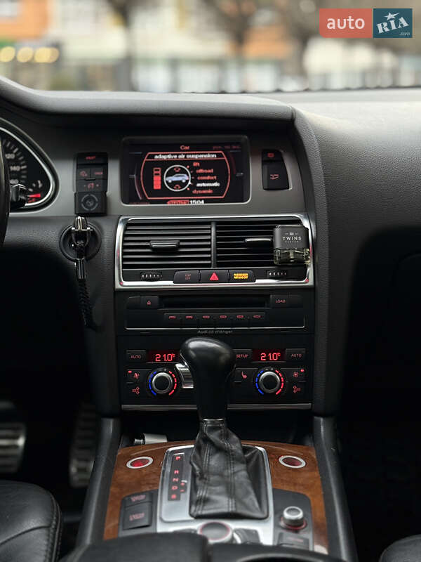 Внедорожник / Кроссовер Audi Q7 2007 в Ивано-Франковске