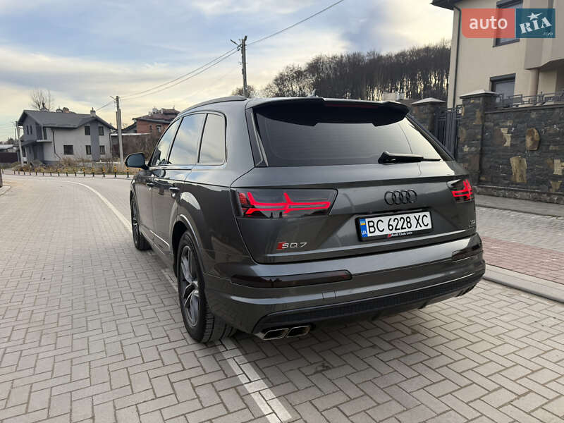 Внедорожник / Кроссовер Audi Q7 2017 в Львове