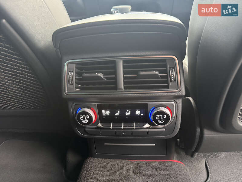 Внедорожник / Кроссовер Audi Q7 2017 в Львове