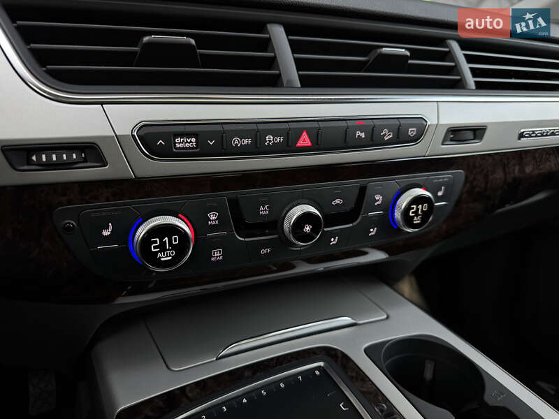 Внедорожник / Кроссовер Audi Q7 2019 в Киеве фото 48 Внедорожник / Кроссовер Audi Q7 2019 в Киеве