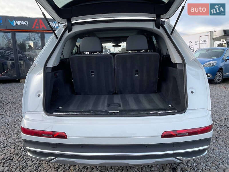 Внедорожник / Кроссовер Audi Q7 2019 в Львове
