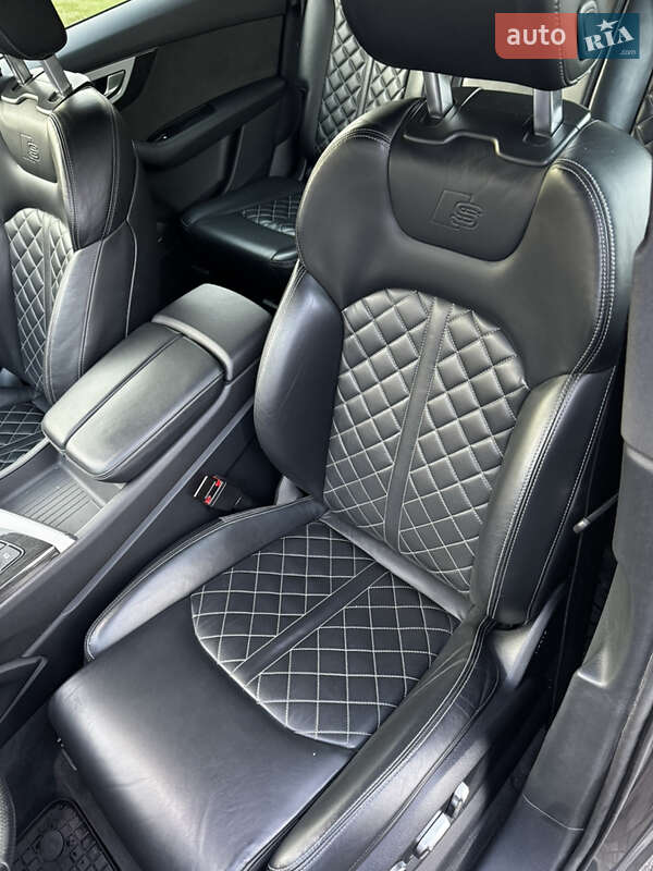 Внедорожник / Кроссовер Audi Q7 2017 в Львове