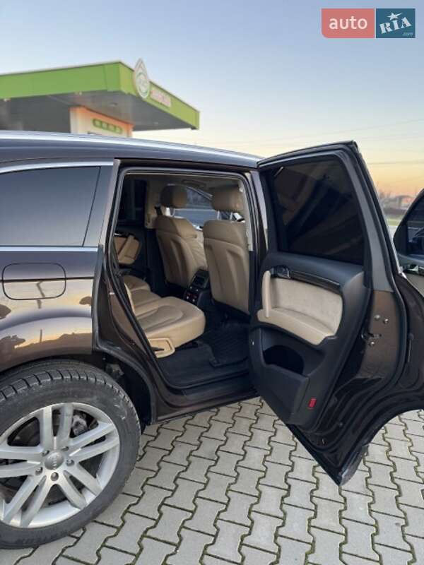 Внедорожник / Кроссовер Audi Q7 2010 в Калиновке фото 13 Внедорожник / Кроссовер Audi Q7 2010 в Калиновке