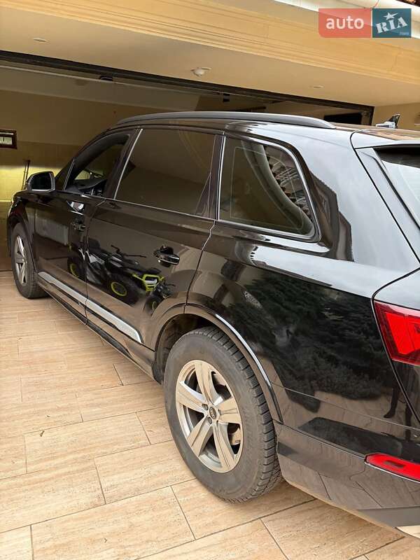 Внедорожник / Кроссовер Audi Q7 2021 в Одессе