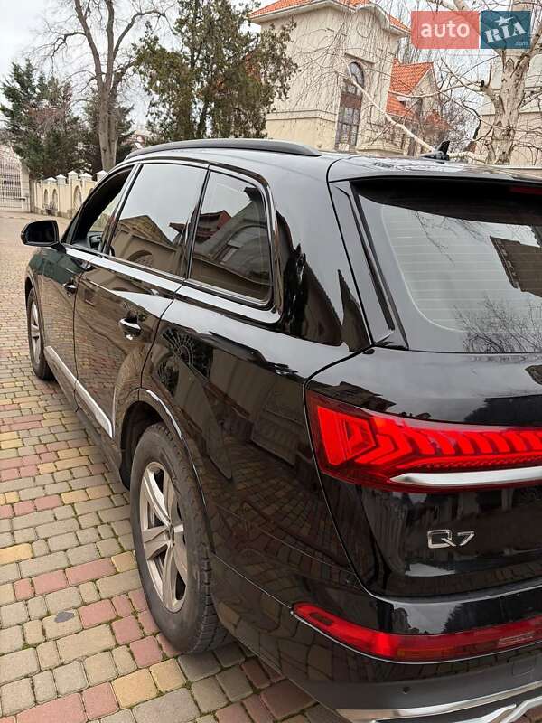 Внедорожник / Кроссовер Audi Q7 2021 в Одессе