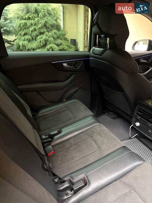 Внедорожник / Кроссовер Audi Q7 2021 в Одессе