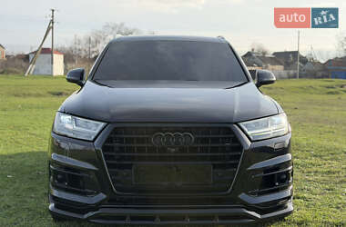 Позашляховик / Кросовер Audi Q7 2018 в Києві