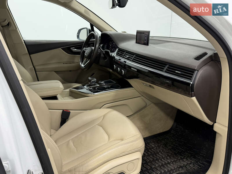 Внедорожник / Кроссовер Audi Q7 2017 в Одессе фото 25 Внедорожник / Кроссовер Audi Q7 2017 в Одессе