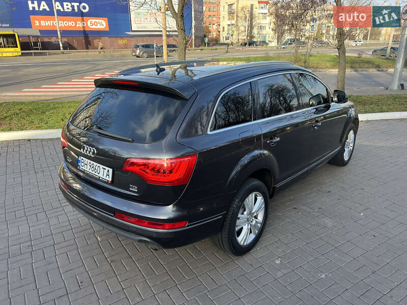 Внедорожник / Кроссовер Audi Q7 2010 в Киеве фото 8 Внедорожник / Кроссовер Audi Q7 2010 в Киеве