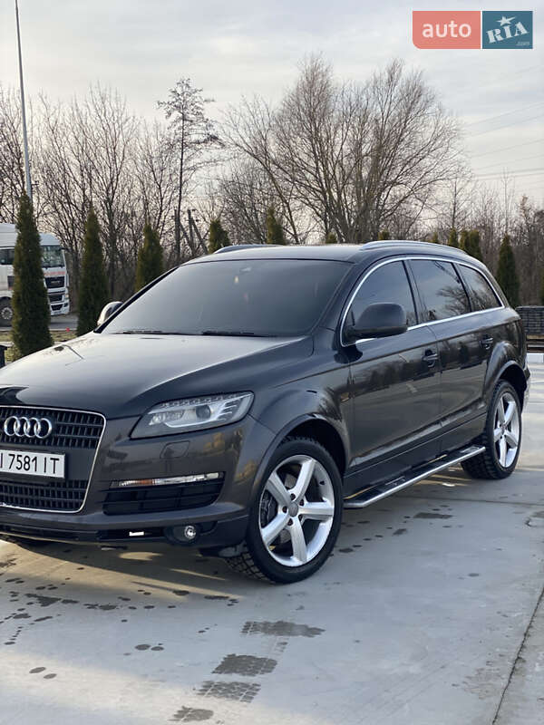 Внедорожник / Кроссовер Audi Q7 2008 в Звягеле