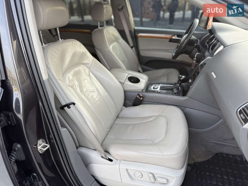 Внедорожник / Кроссовер Audi Q7 2008 в Звягеле