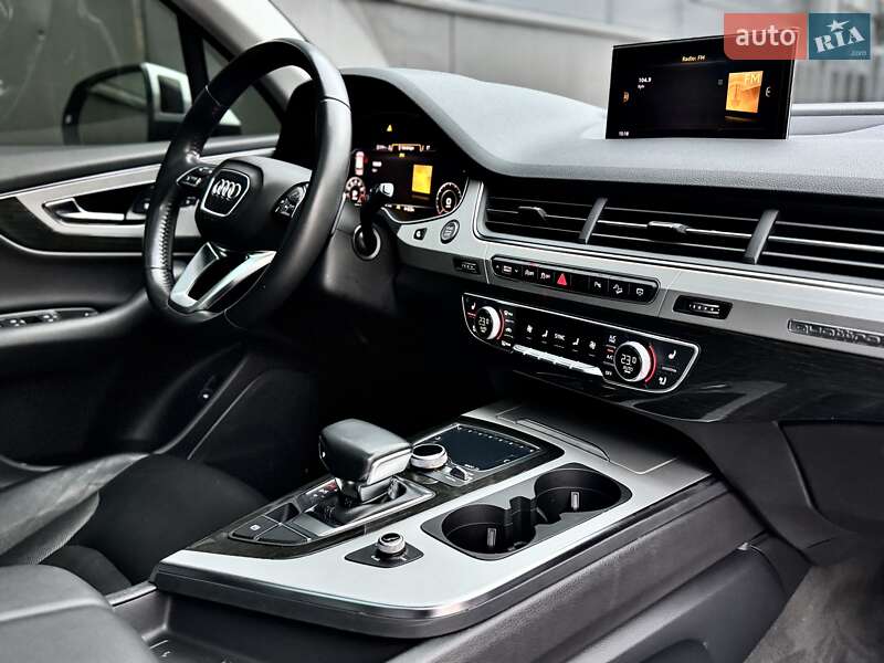 Внедорожник / Кроссовер Audi Q7 2017 в Киеве фото 14 Внедорожник / Кроссовер Audi Q7 2017 в Киеве