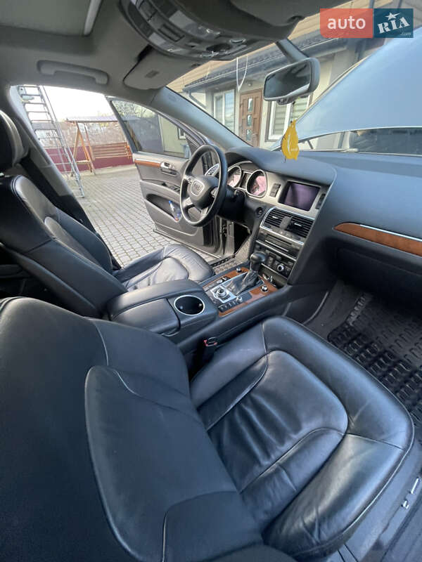 Внедорожник / Кроссовер Audi Q7 2014 в Рудки