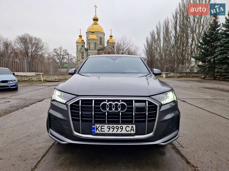 Внедорожник / Кроссовер Audi Q7 2022 в Днепре