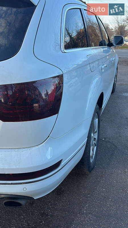 Внедорожник / Кроссовер Audi Q7 2013 в Коростене