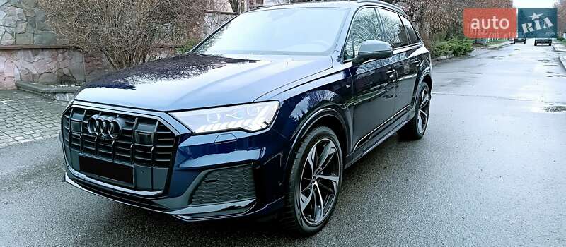 Внедорожник / Кроссовер Audi Q7 2022 в Киеве фото 13 Внедорожник / Кроссовер Audi Q7 2022 в Киеве