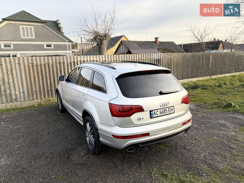 Внедорожник / Кроссовер Audi Q7 2012 в Владимире