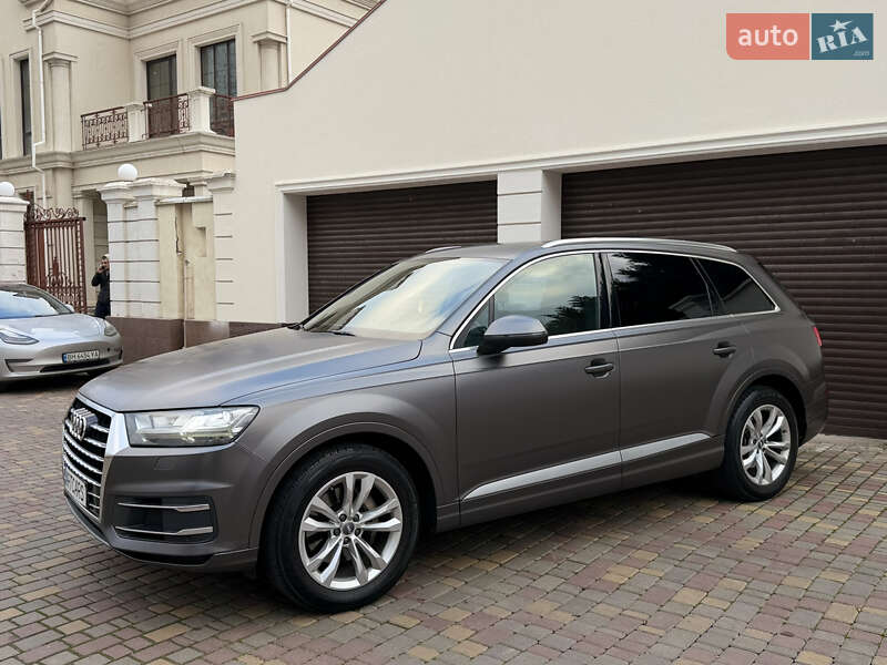 Внедорожник / Кроссовер Audi Q7 2015 в Одессе фото 6 Внедорожник / Кроссовер Audi Q7 2015 в Одессе