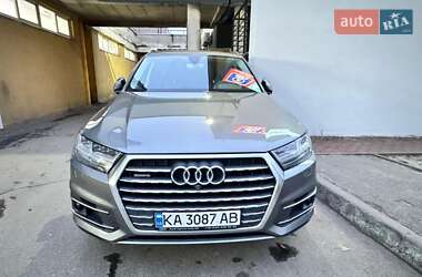 Позашляховик / Кросовер Audi Q7 2017 в Києві