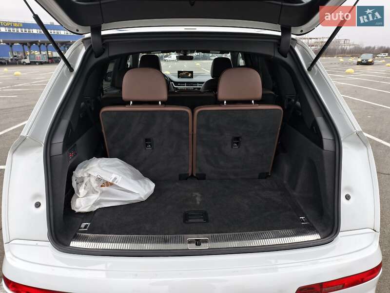 Внедорожник / Кроссовер Audi Q7 2016 в Киеве фото 10 Внедорожник / Кроссовер Audi Q7 2016 в Киеве
