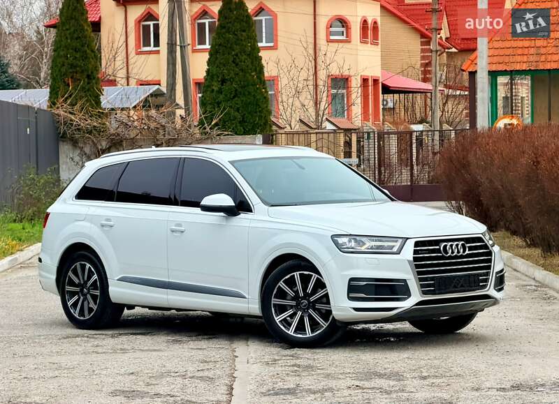 Внедорожник / Кроссовер Audi Q7 2017 в Днепре фото Внедорожник / Кроссовер Audi Q7 2017 в Днепре