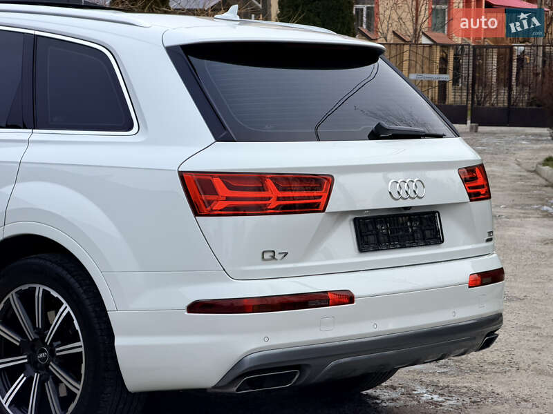 Внедорожник / Кроссовер Audi Q7 2017 в Днепре фото 14 Внедорожник / Кроссовер Audi Q7 2017 в Днепре
