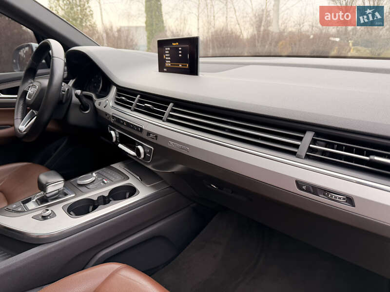 Внедорожник / Кроссовер Audi Q7 2017 в Днепре фото 44 Внедорожник / Кроссовер Audi Q7 2017 в Днепре