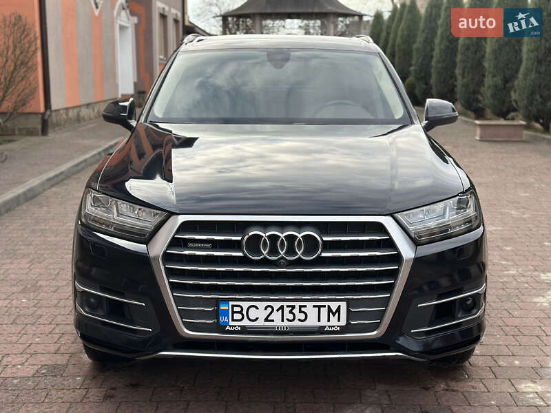 Внедорожник / Кроссовер Audi Q7 2017 в Стрые