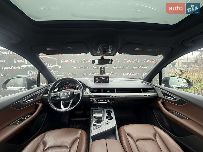 Внедорожник / Кроссовер Audi Q7 2016 в Каменец-Подольском