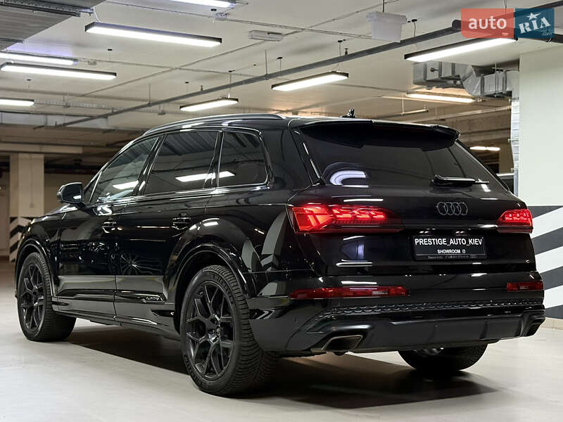 Внедорожник / Кроссовер Audi Q7 2024 в Киеве