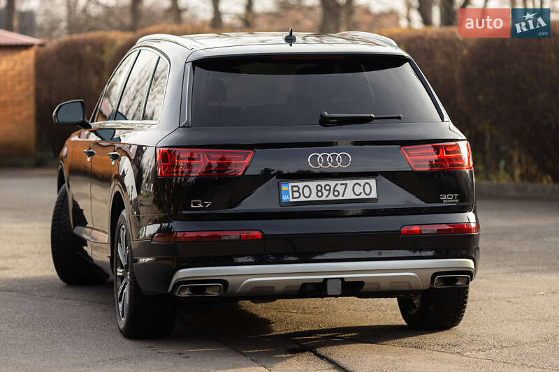 Внедорожник / Кроссовер Audi Q7 2017 в Тернополе