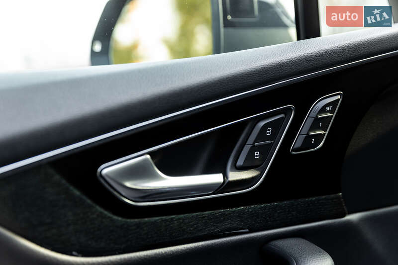 Внедорожник / Кроссовер Audi Q7 2017 в Тернополе